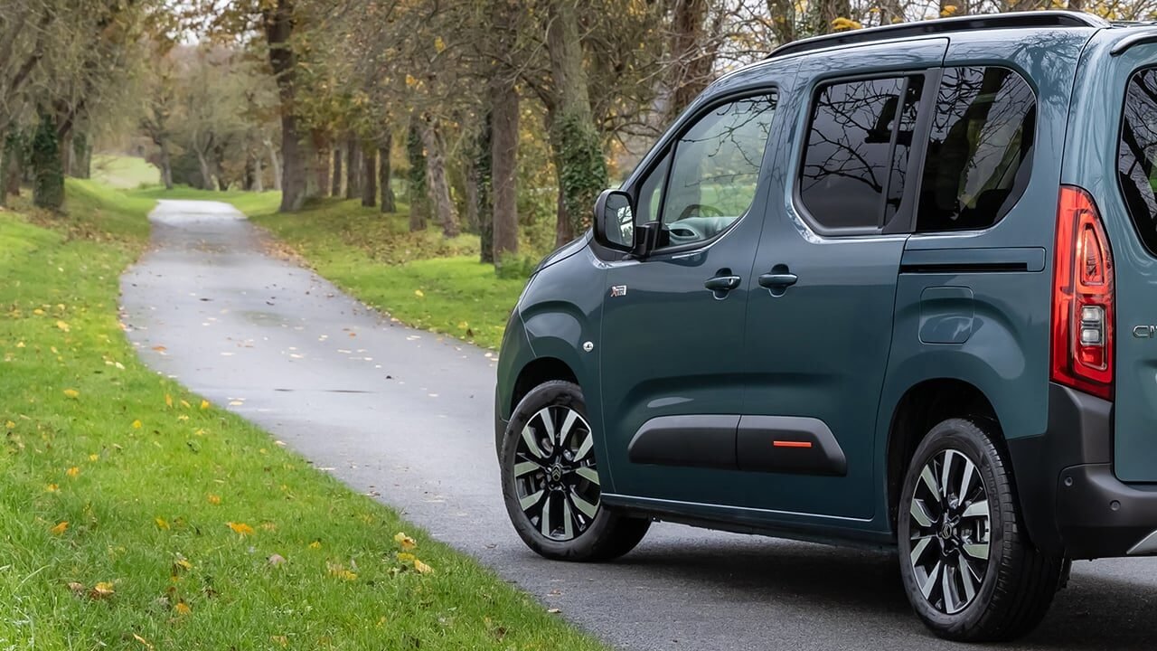 Descubre el familiar con maletero gigante y 8.500 € de descuento que está arrasando como alternativa a los SUV